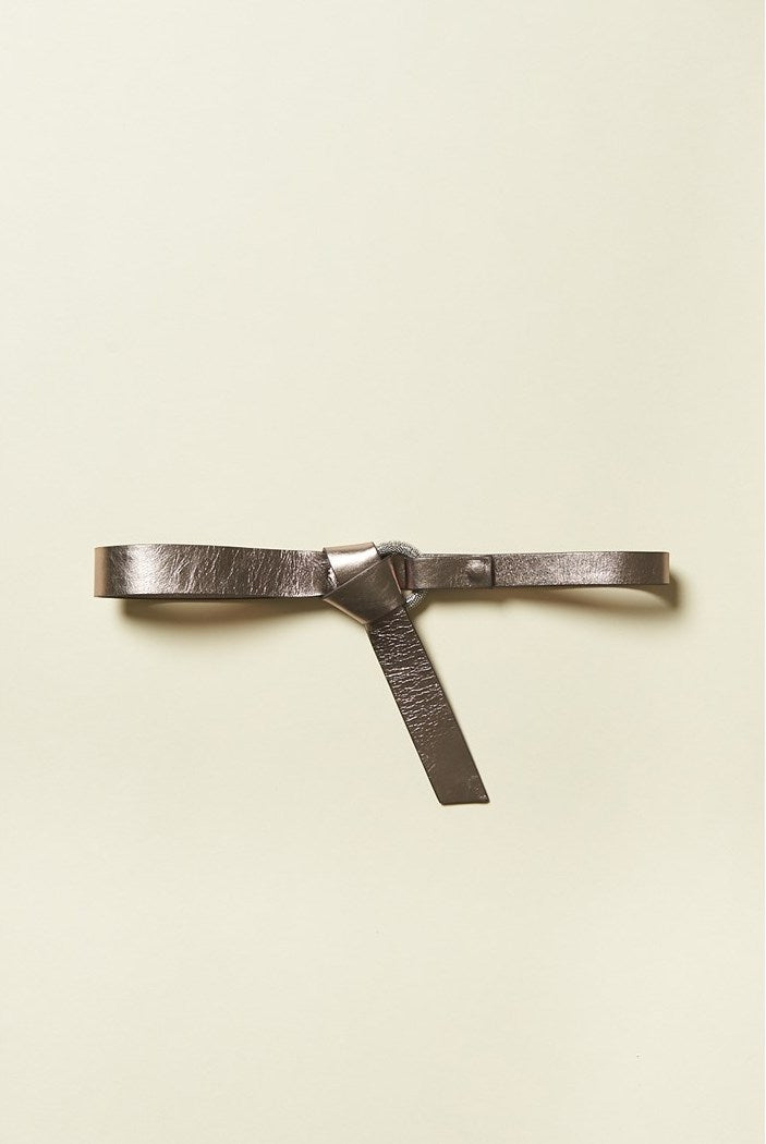 Cintura in vera pelle e Punto Luce Peserico