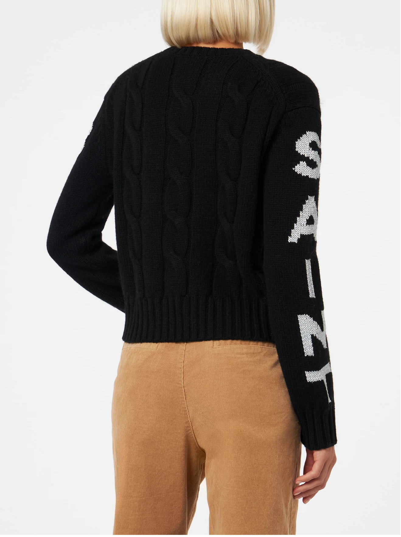 maglia nera a treccia con scritta