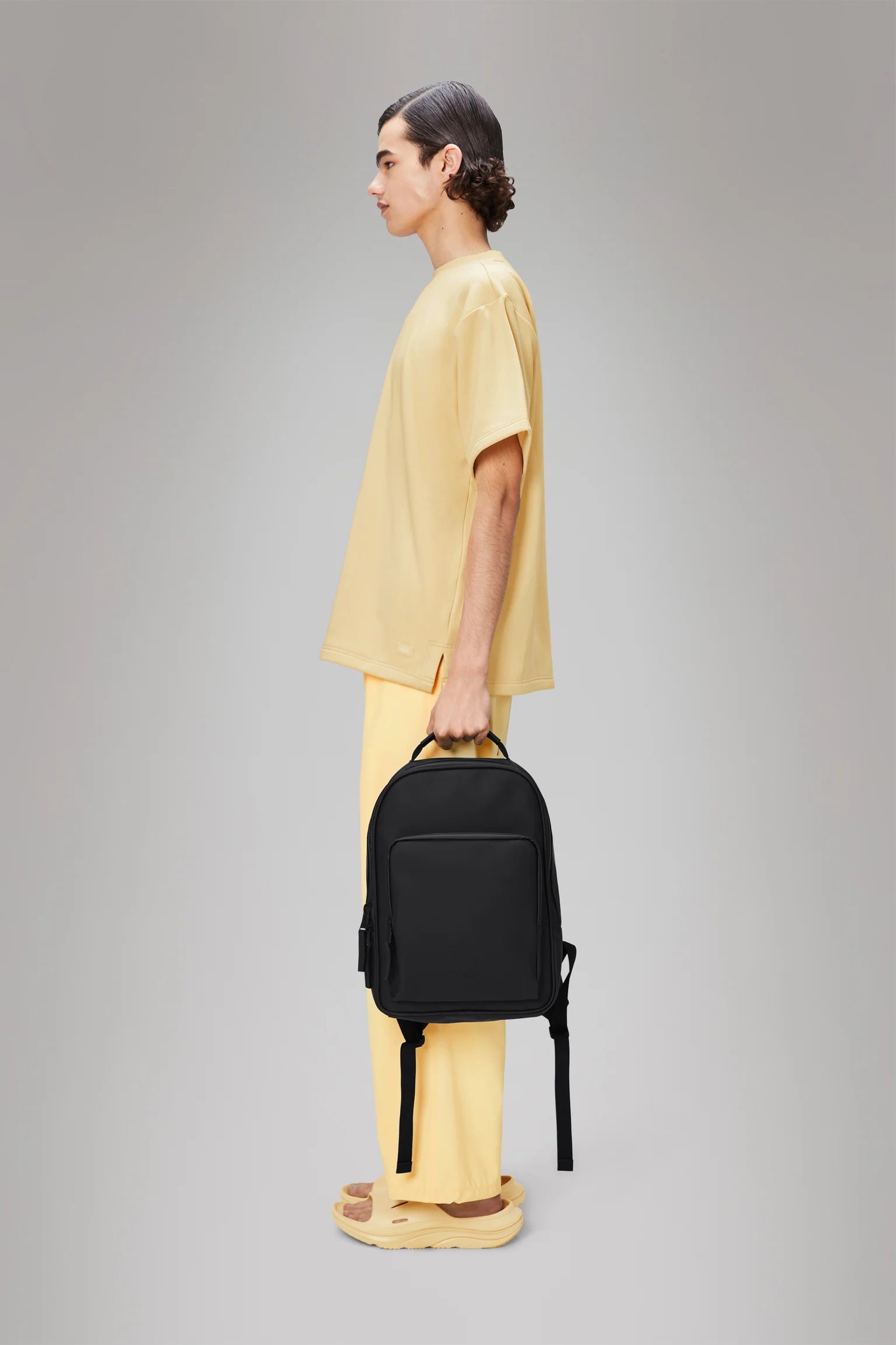 Zaino book Rains black