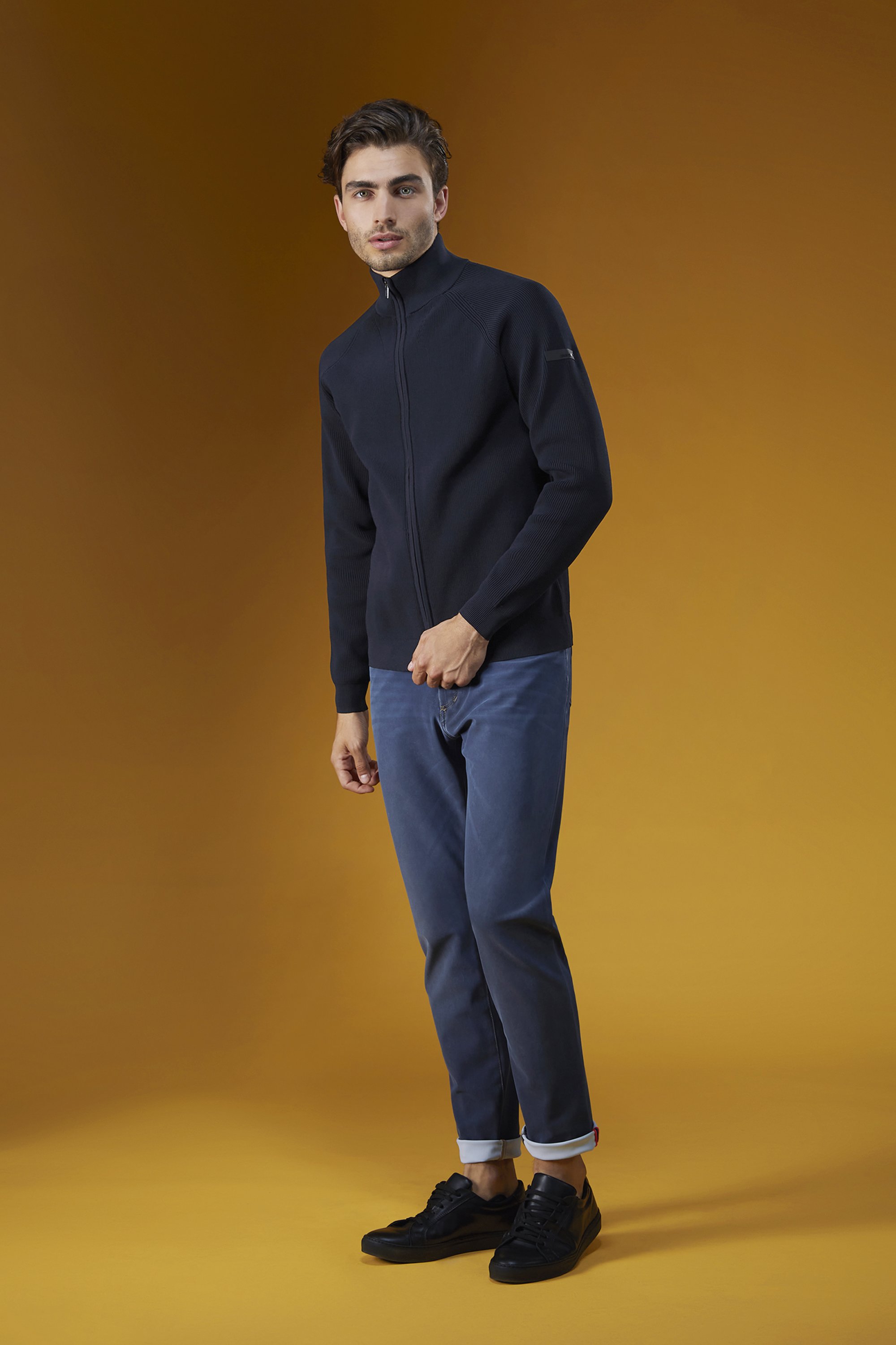 Maglia con zip blu Rrd